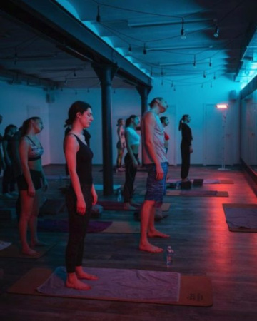 Heliosa 11FM20X5 (2000Вт) черный